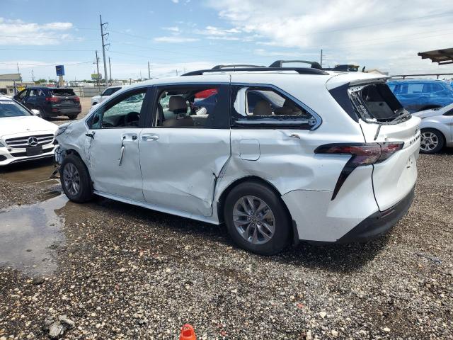 5TDYRKEC8PS146354 Toyota All Models SIENNA XLE 2