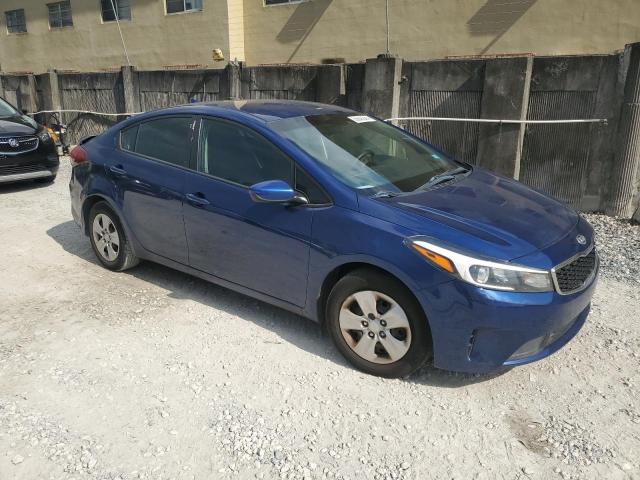 VIN 3KPFL4A79JE261799 2018 KIA Forte, LX no.4