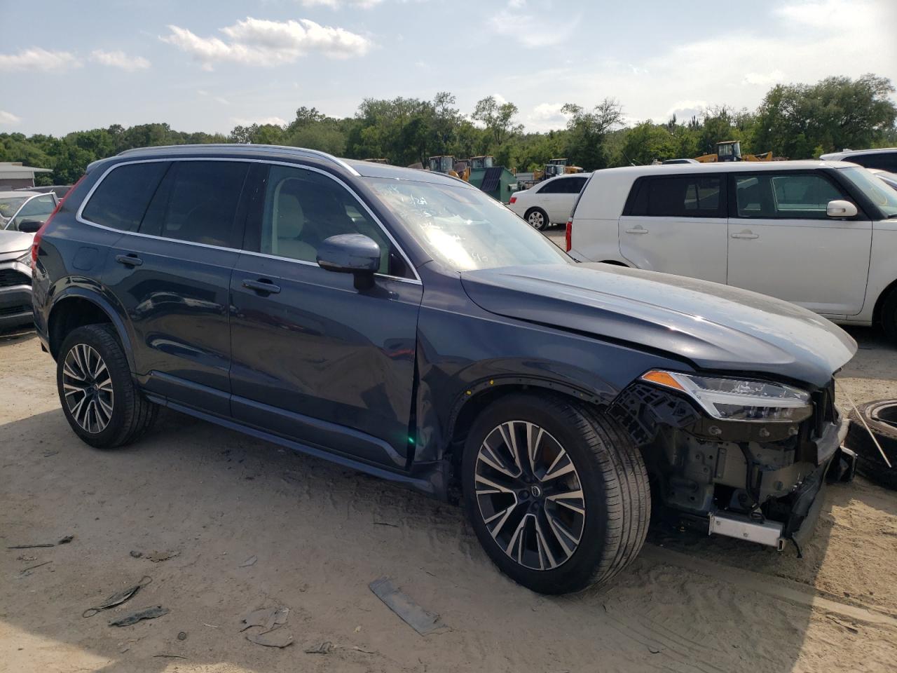 2022 Volvo Xc90 T6 Momentum vin: YV4A22PK5N1861402