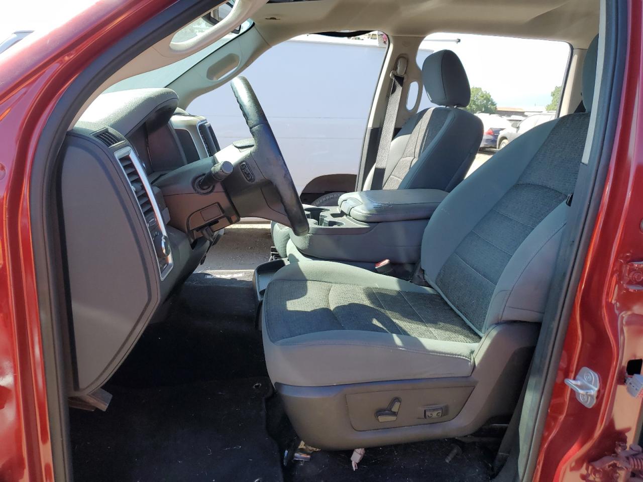 1C6RR7LT8DS630619 2013 Ram 1500 Slt