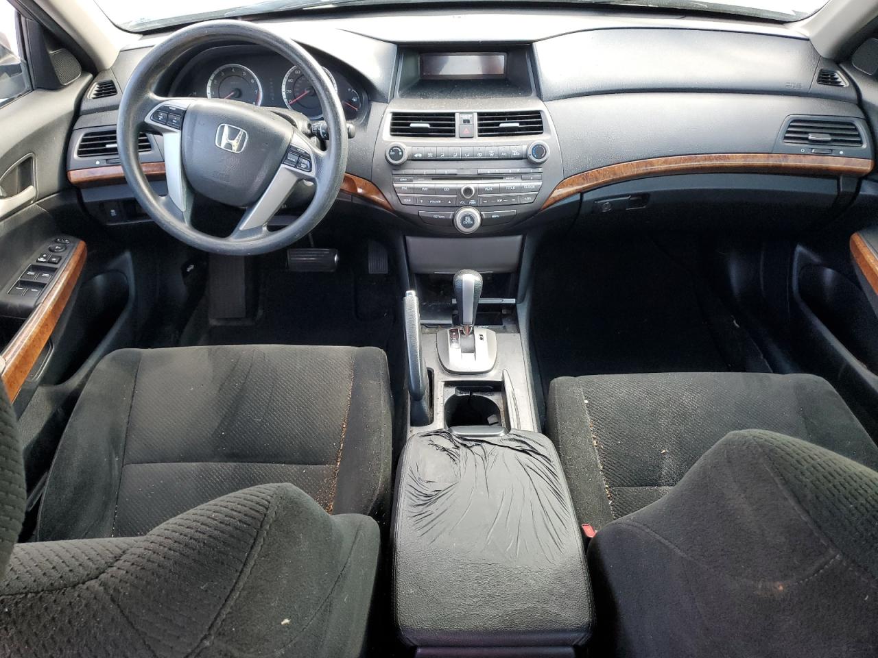 1HGCP2F71BA033113 2011 Honda Accord Ex