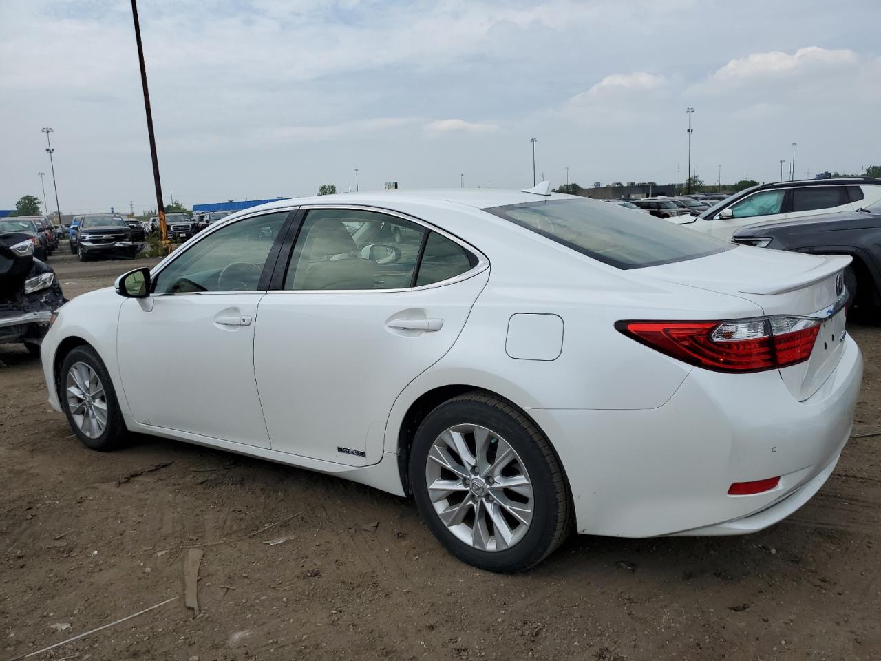 JTHBW1GG3E2056766 2014 Lexus Es 300H