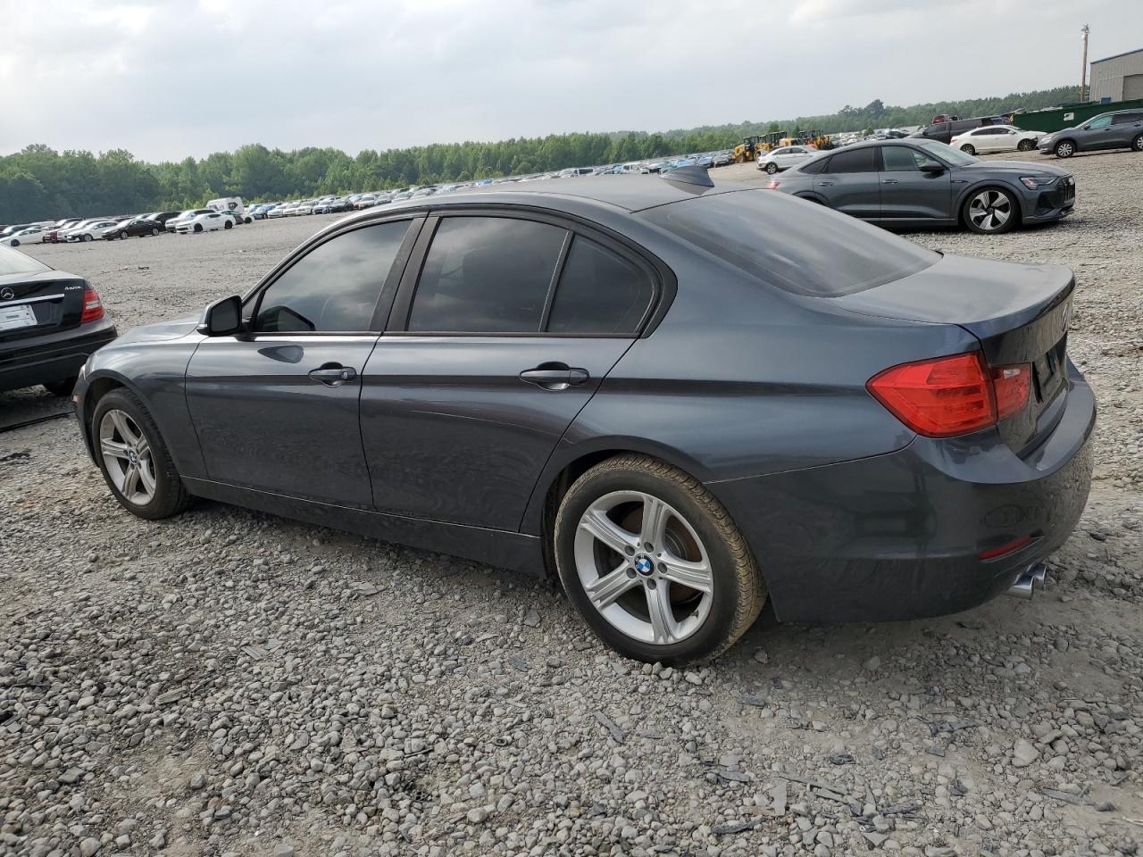 2013 BMW 328 I vin: WBA3A5C54DF602091