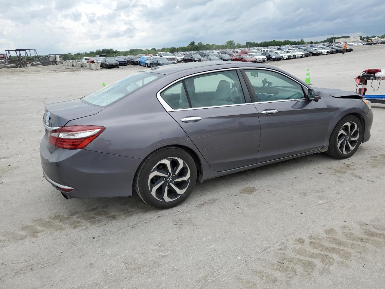 1HGCR2F74GA154302 2016 Honda Accord Ex