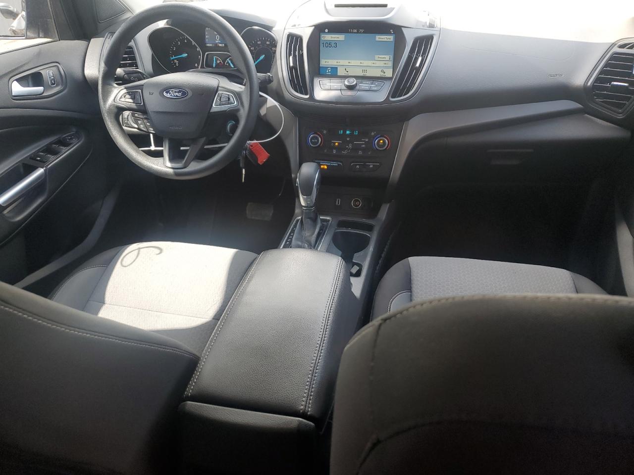 1FMCU0GD2JUB70277 2018 Ford Escape Se