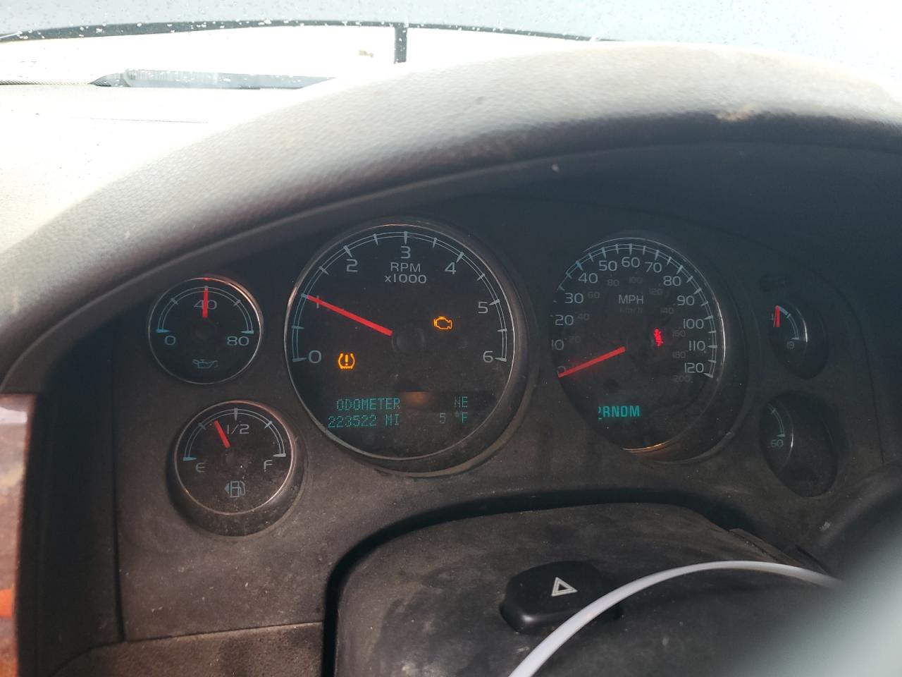 1GNSKBE09BR295211 2011 Chevrolet Tahoe K1500 Lt