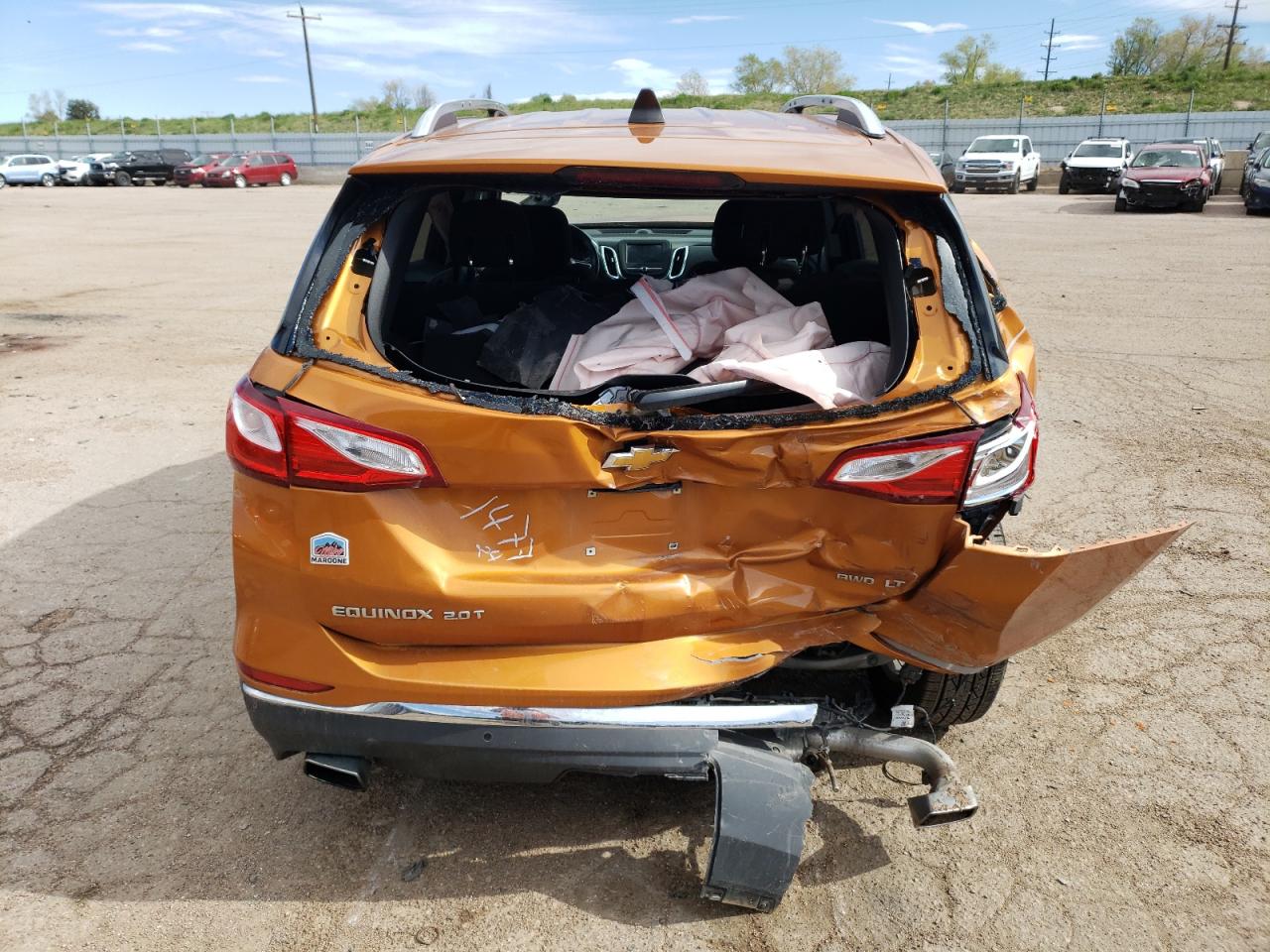 2GNAXTEX8J6314857 2018 Chevrolet Equinox Lt