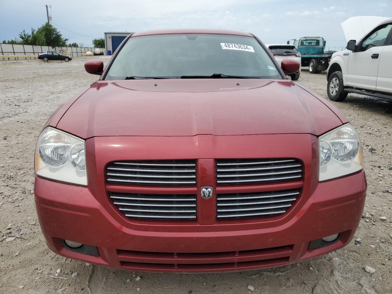 2D8FV48V45H656208 2005 Dodge Magnum Sxt