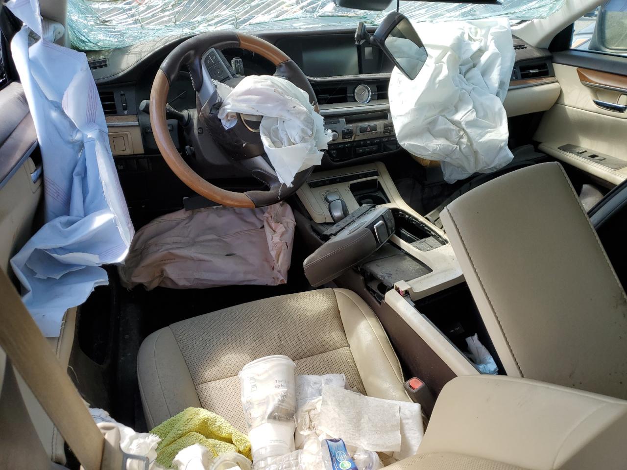 JTHBW1GG7H2136107 2017 Lexus Es 300H