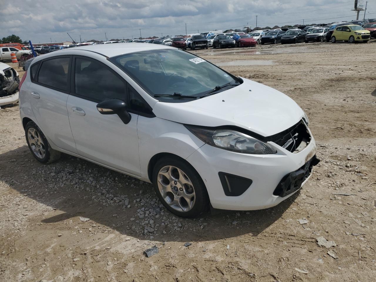 3FADP4FJ0CM156910 2012 Ford Fiesta Ses