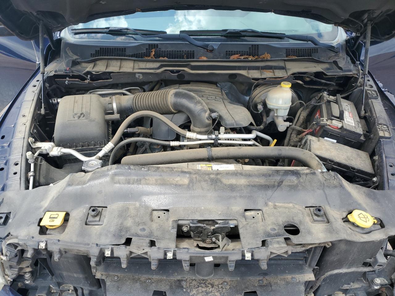 1C6RR6GT1FS561456 2015 Ram 1500 Slt