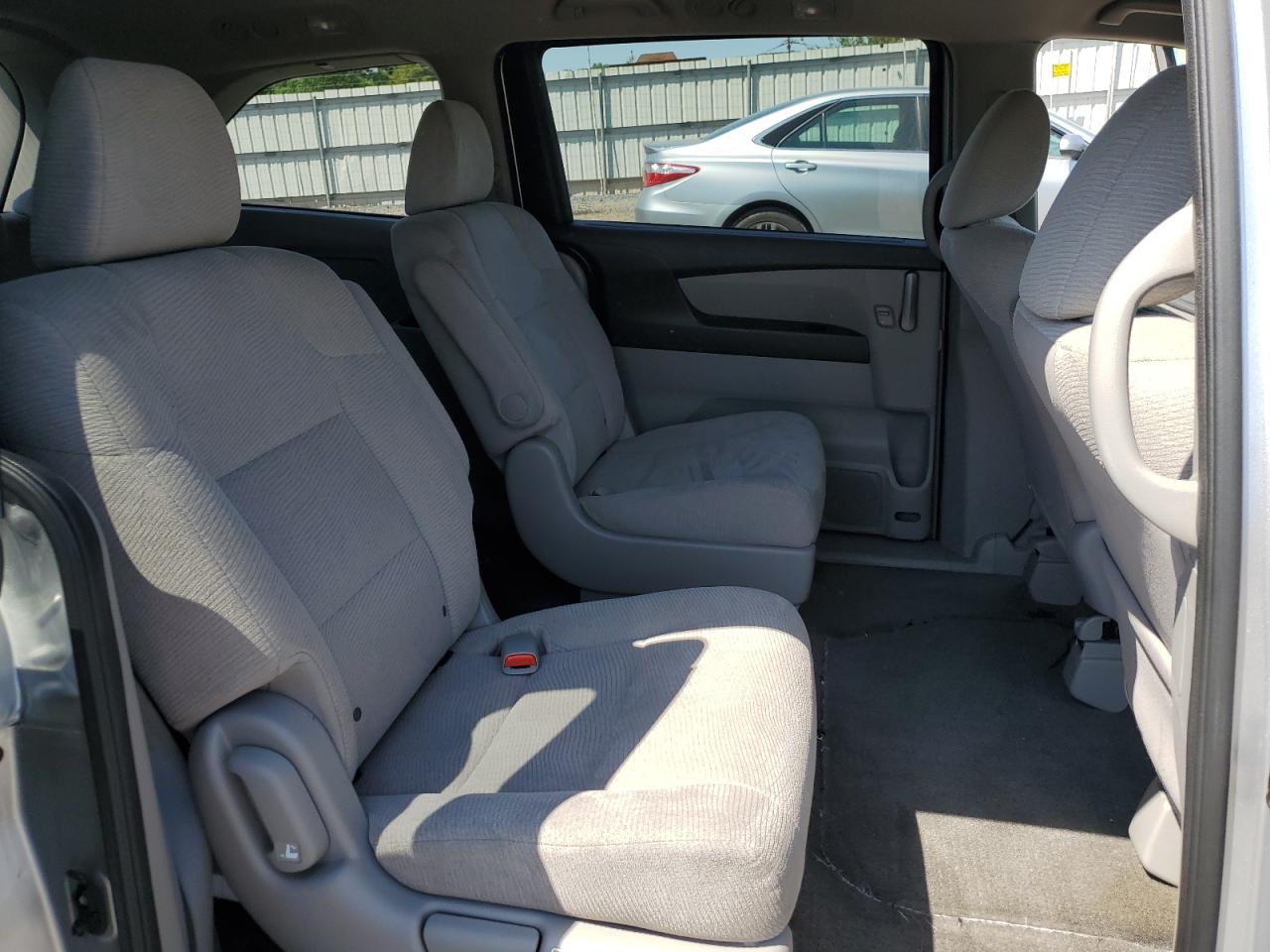 5FNRL5H21CB096468 2012 Honda Odyssey Lx