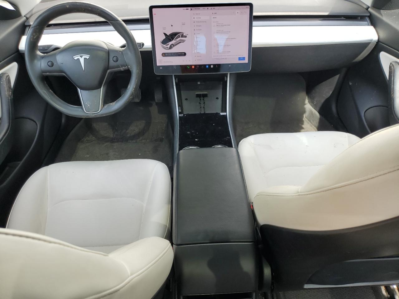 5YJ3E1EA3JF169566 2018 Tesla Model 3