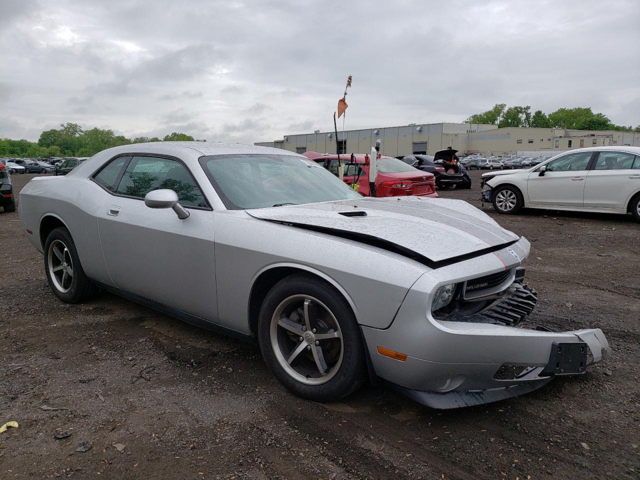 2B3CJ4DV7AH130508 2010 Dodge Challenger Se