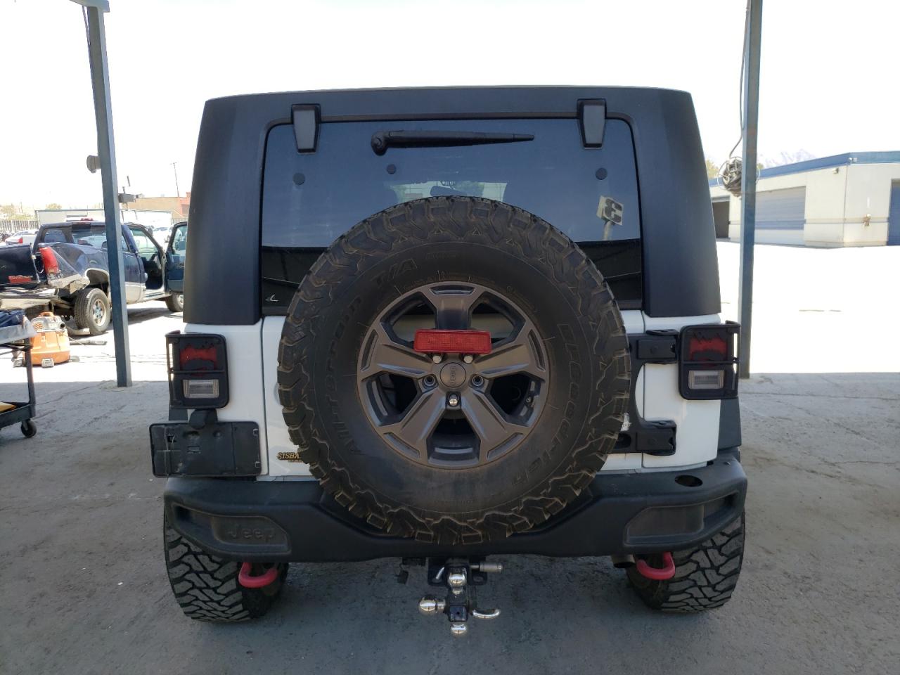 1C4BJWFG5JL805117 2018 Jeep Wrangler Unlimited Rubicon