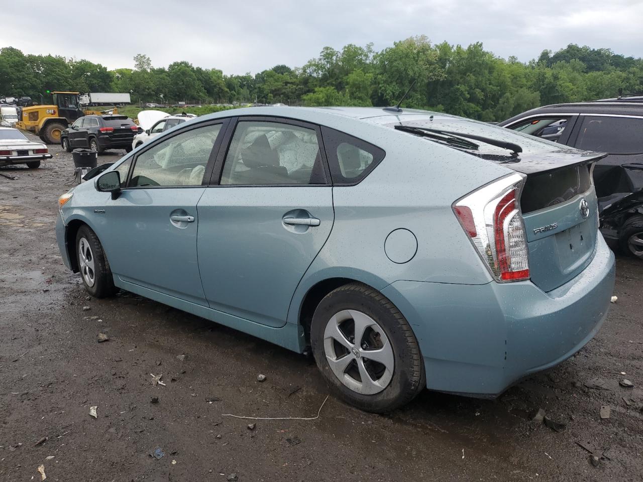 JTDKN3DUXE1815879 2014 Toyota Prius