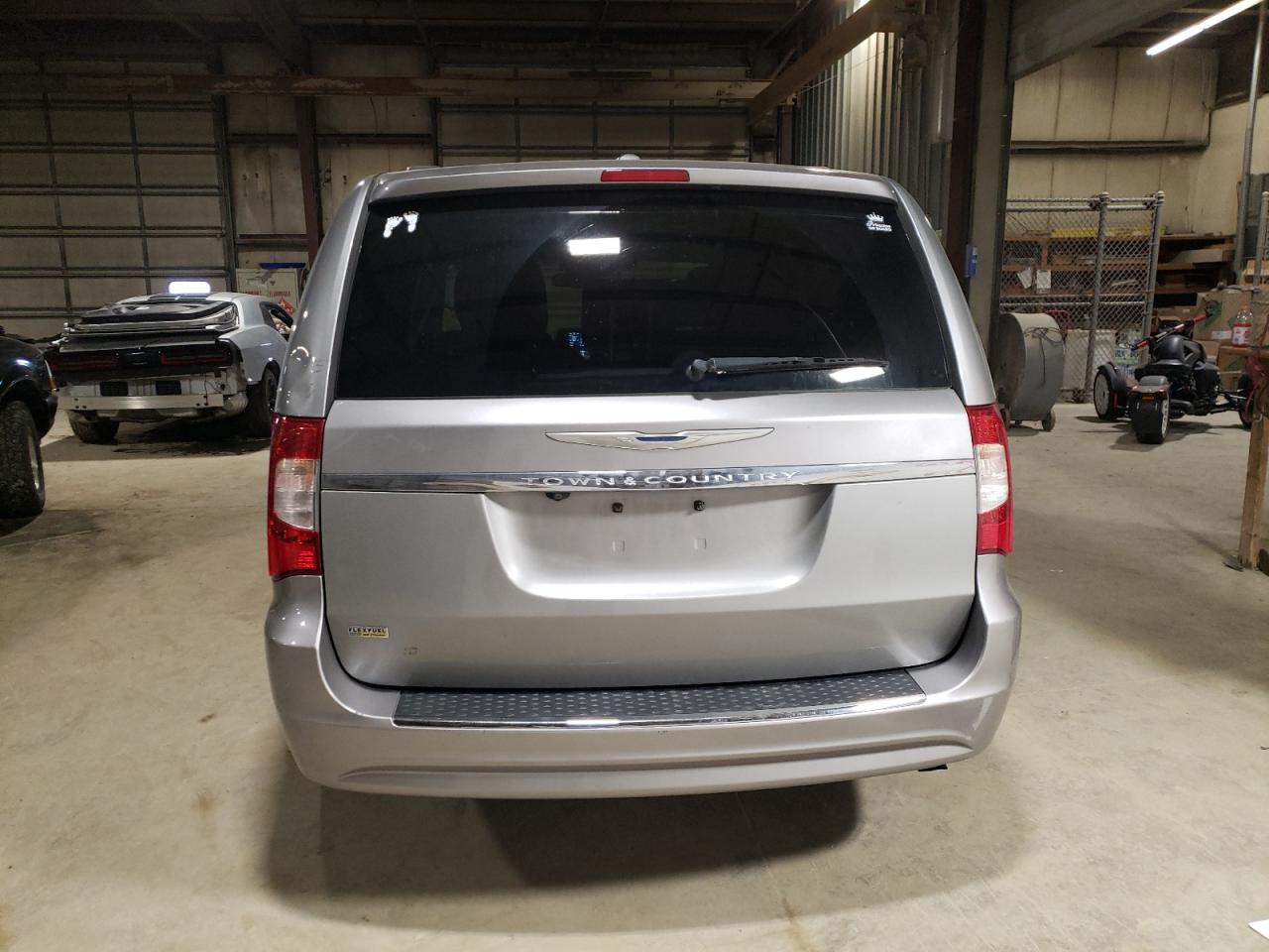 2C4RC1BG0ER348294 2014 Chrysler Town & Country Touring