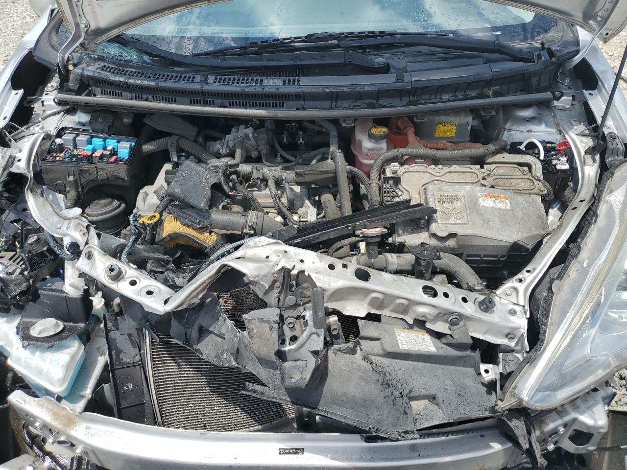 JTDKDTB35G1118281 2016 Toyota Prius C