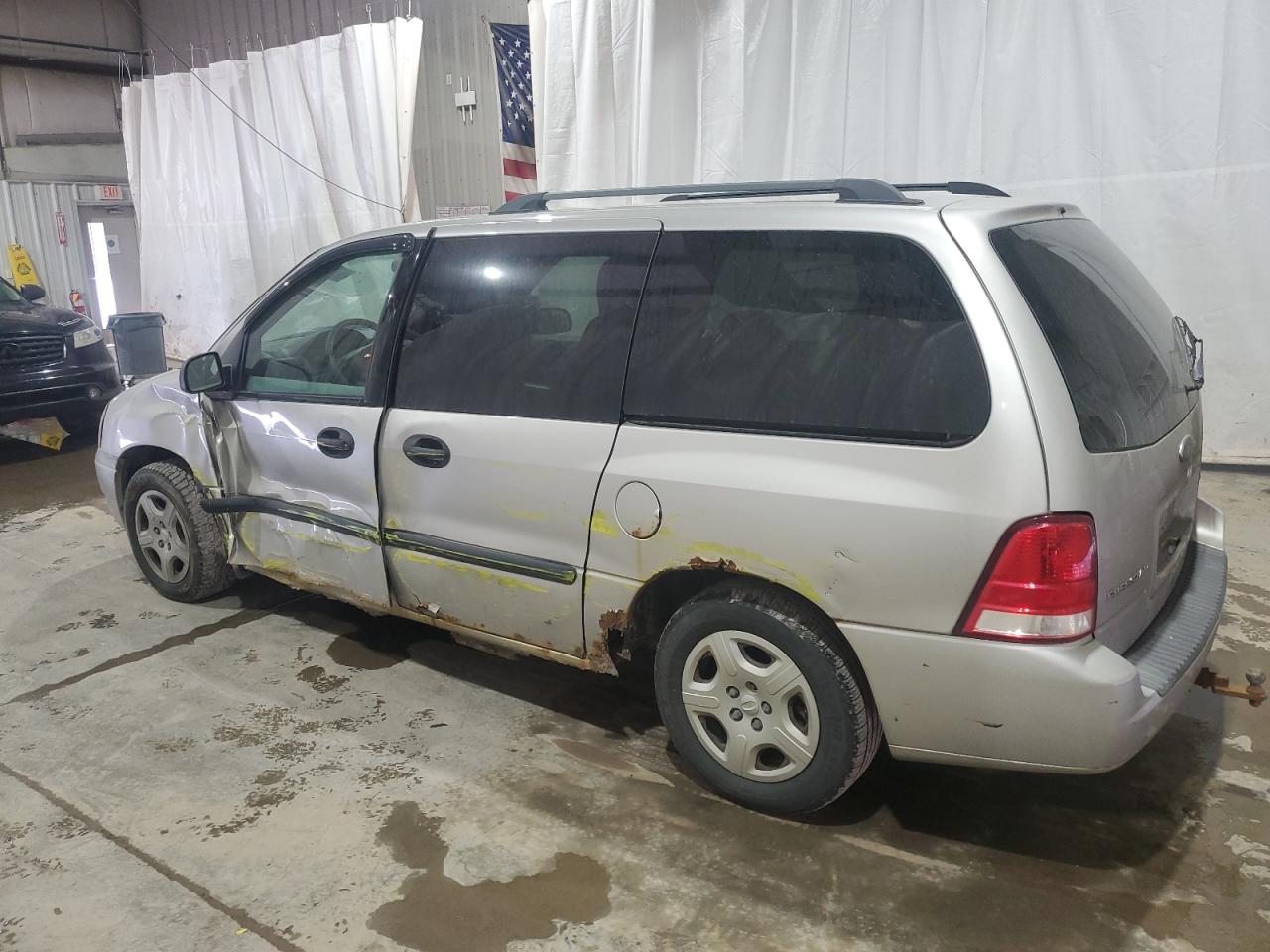 2FMZA51696BA40794 2006 Ford Freestar Se