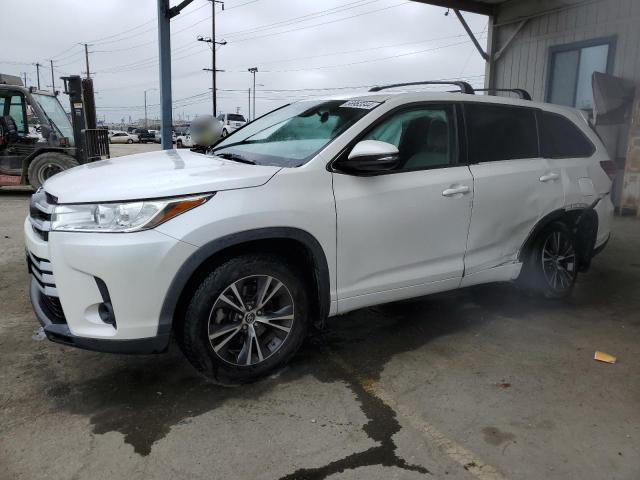 2018 Toyota Highlander Le VIN: 5TDZARFH3JS041095 Lot: 56963344