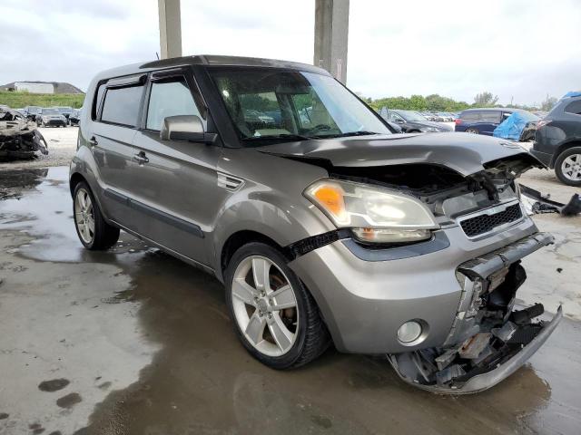 2011 Kia Soul + VIN: KNDJT2A24B7255140 Lot: 54829084