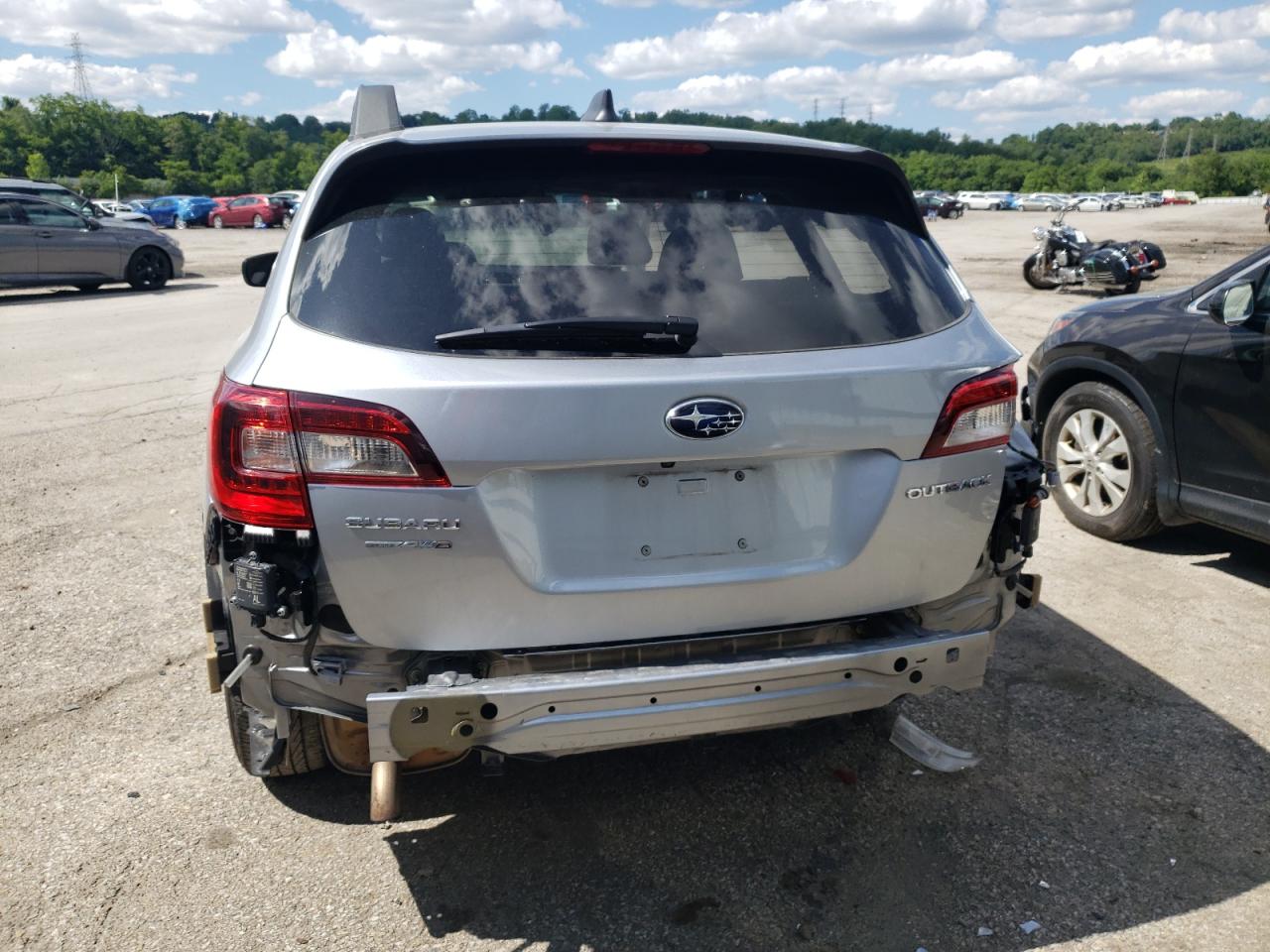 4S4BSANC3J3254275 2018 Subaru Outback 2.5I Limited