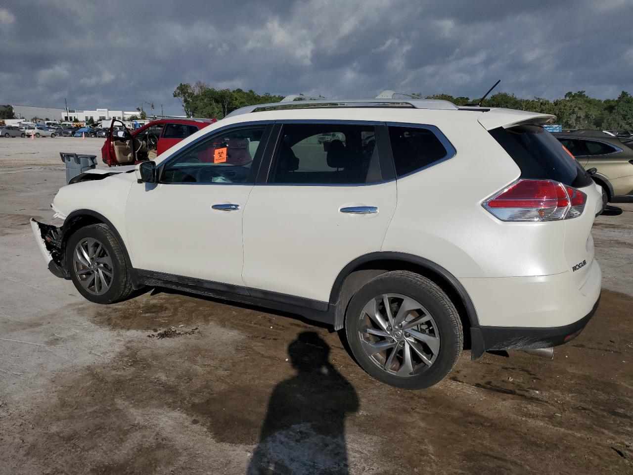 5N1AT2MT9FC845041 2015 Nissan Rogue S