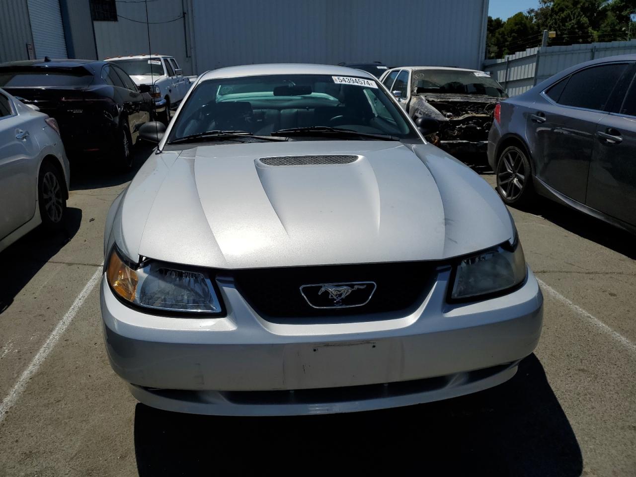 1FAFP4041YF235229 2000 Ford Mustang