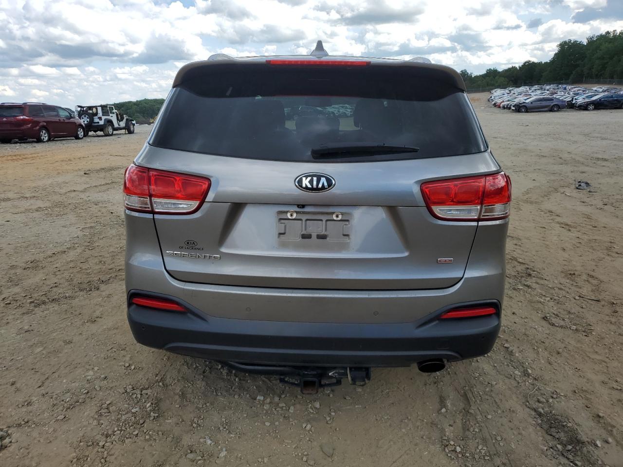 5XYPG4A3XHG188073 2017 Kia Sorento Lx