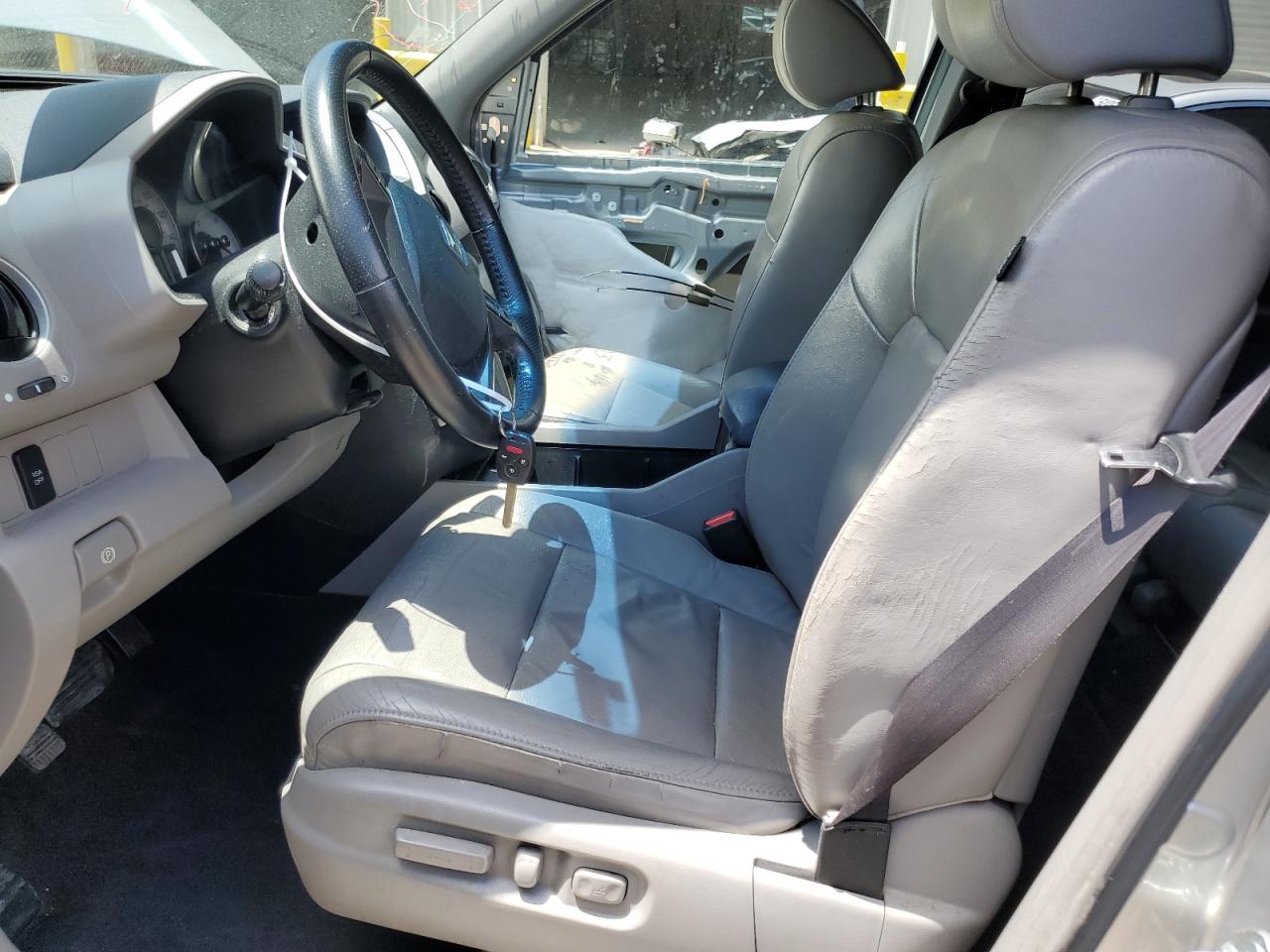 5FNYF4H67BB032708 2011 Honda Pilot Exl