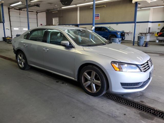 2013 Volkswagen Passat Se VIN: 1VWBP7A34DC041173 Lot: 53972244