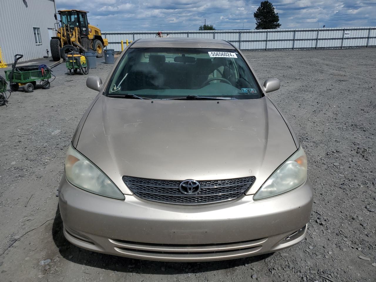 4T1BE32K52U053472 2002 Toyota Camry Le