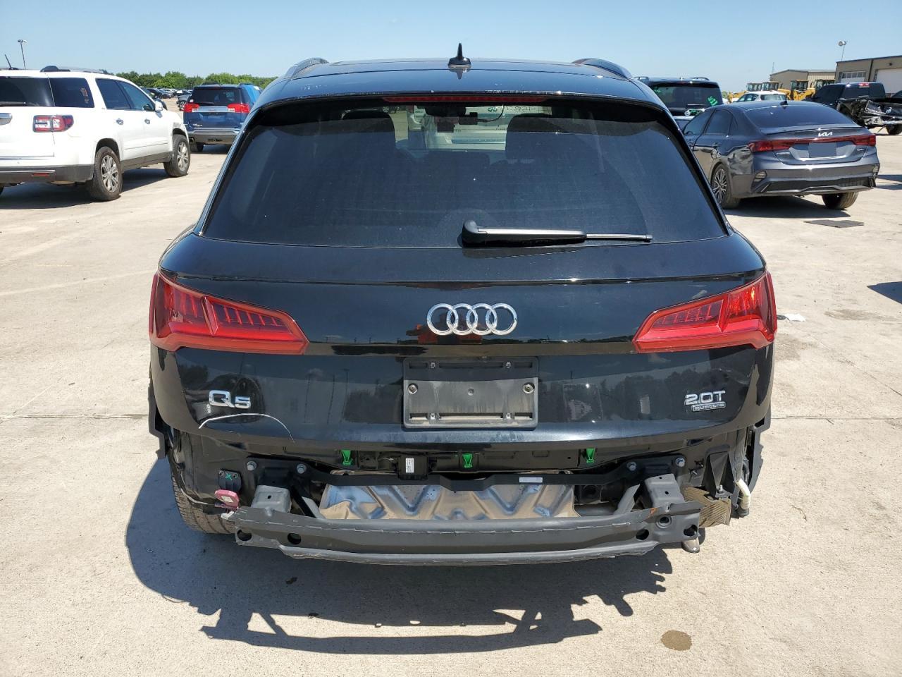 WA1BNAFY6J2208980 2018 Audi Q5 Premium Plus