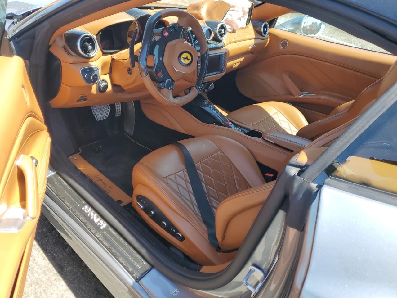 ZFF77XJA4J0228967 2018 Ferrari California T