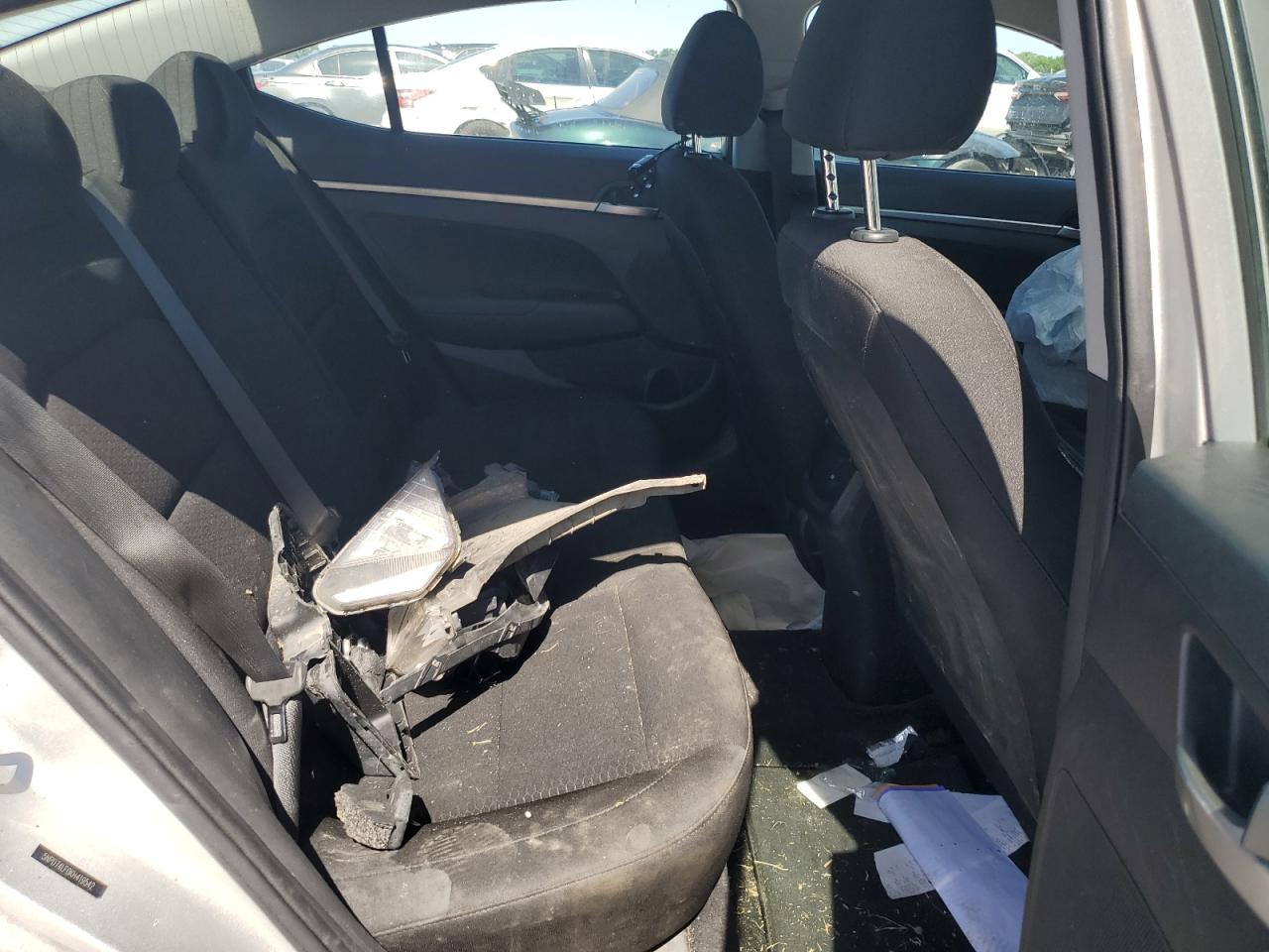 5NPD74LF0KH419542 2019 Hyundai Elantra Se