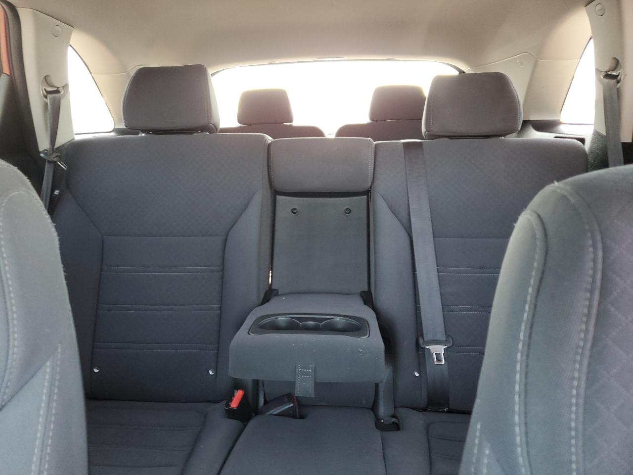 5XYPGDA32GG045729 2016 Kia Sorento Lx