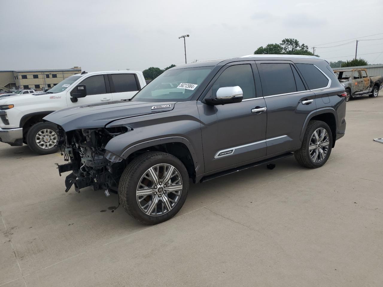 7SVAAABA7PX020136 2023 Toyota Sequoia Sr5