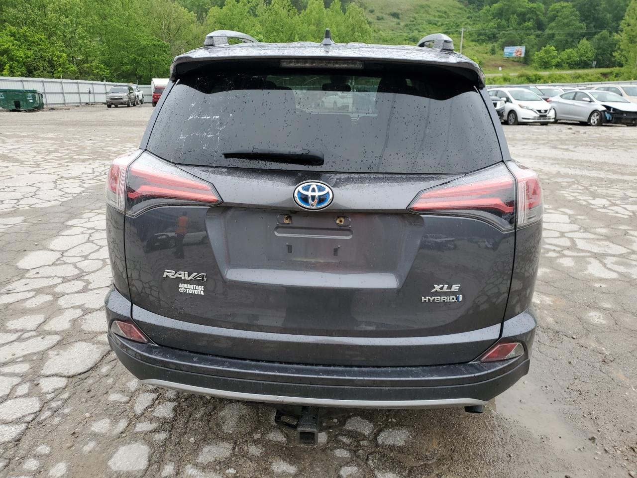 JTMRJREV1HD126157 2017 Toyota Rav4 Hv Le