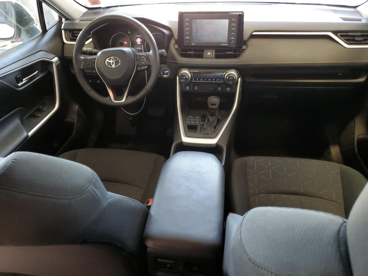 2T3P1RFV1LW129772 2020 Toyota Rav4 Xle