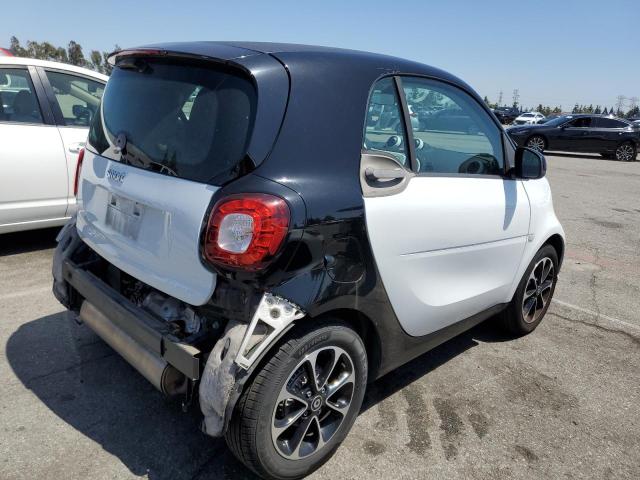  SMART FORTWO 2016 Белый