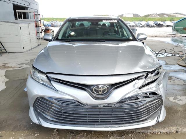 2018 Toyota Camry L VIN: 4T1B11HK1JU155860 Lot: 54589684