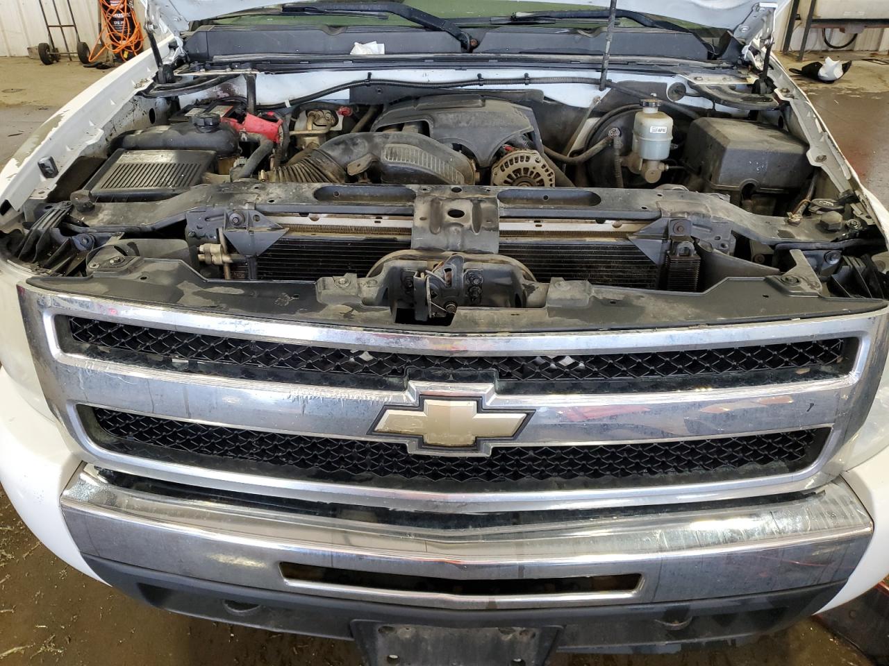 3GCRKREA4AG140394 2010 Chevrolet Silverado K1500 Ls