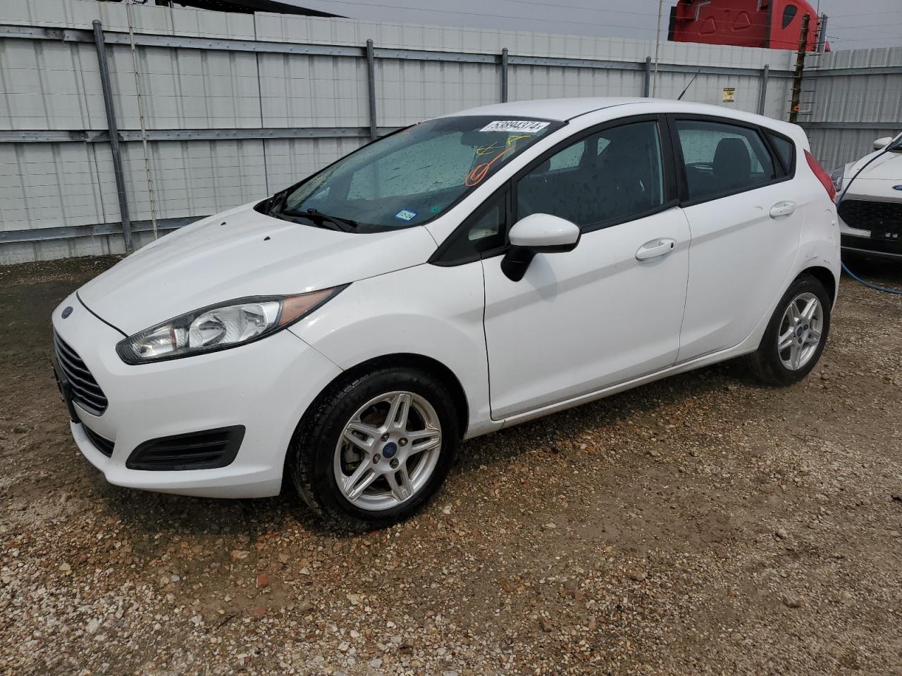 3FADP4EJ4JM106218 2018 Ford Fiesta Se