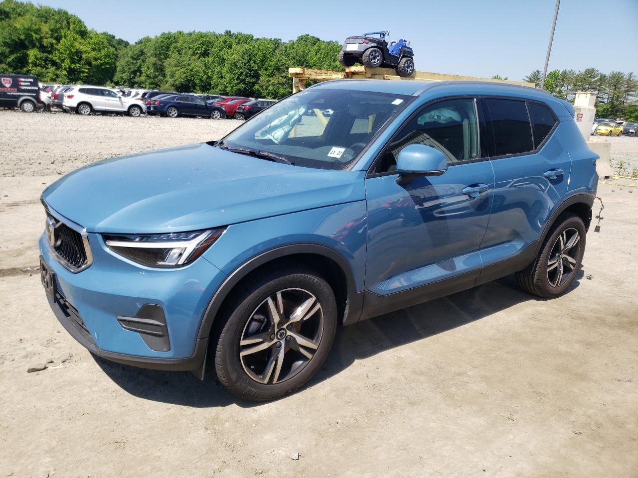 YV4L12UV7P2946006 2023 Volvo Xc40 Core