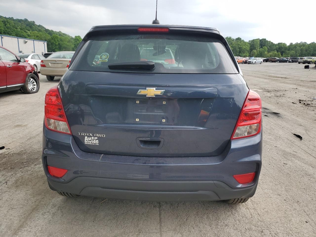 3GNCJNSB8JL284222 2018 Chevrolet Trax Ls