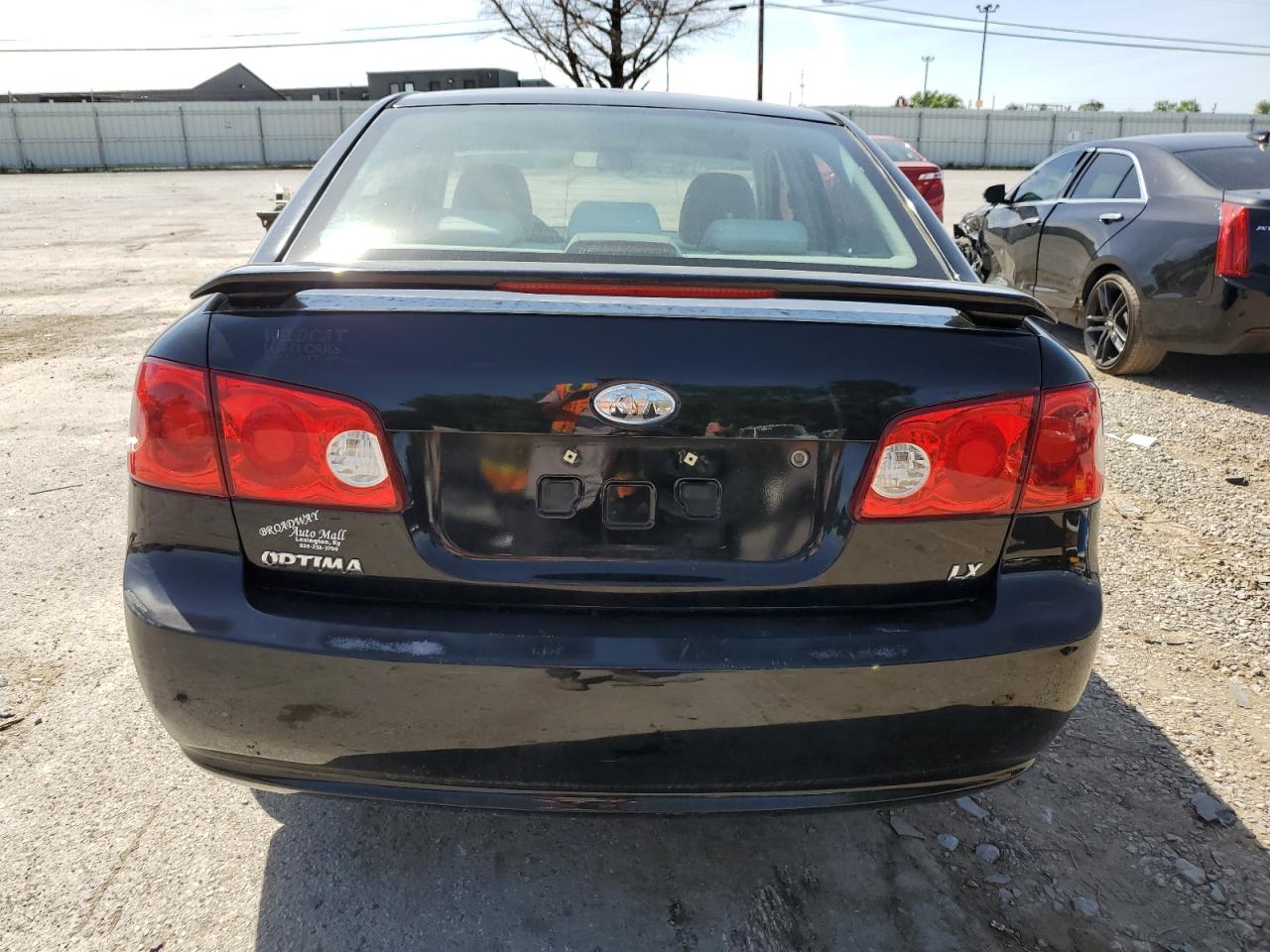 KNAGE123285209765 2008 Kia Optima Lx