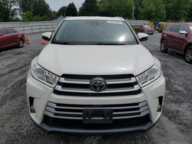 VIN 5TDKZRFH9KS569820 2019 Toyota Highlander, SE no.5