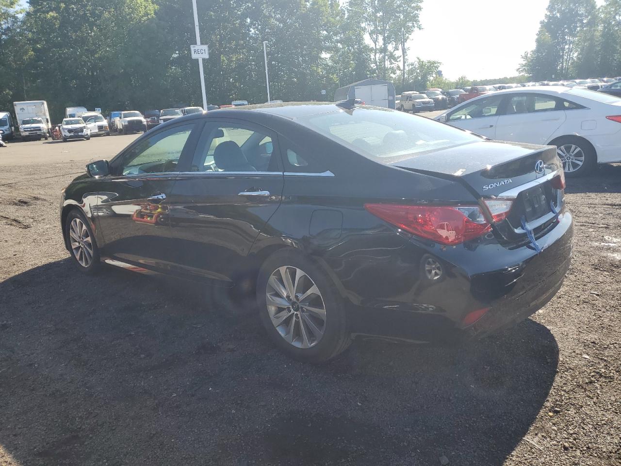 5NPEC4AC8EH876757 2014 Hyundai Sonata Se