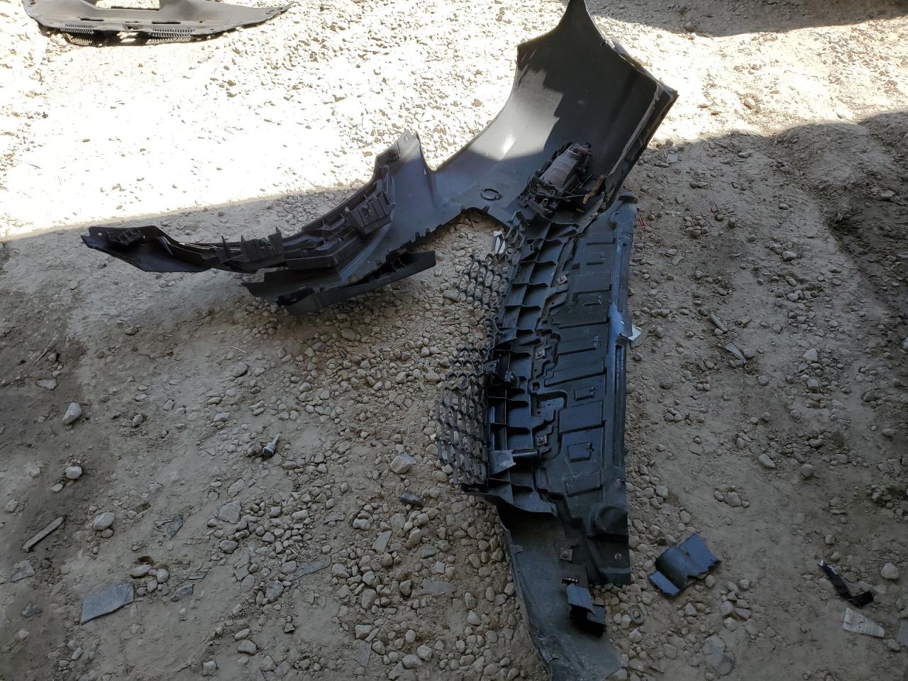 JM1BK323X71645447 2007 Mazda 3 S