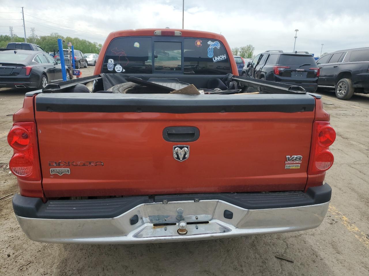 1D7HW58N98S622729 2008 Dodge Dakota Quad Laramie